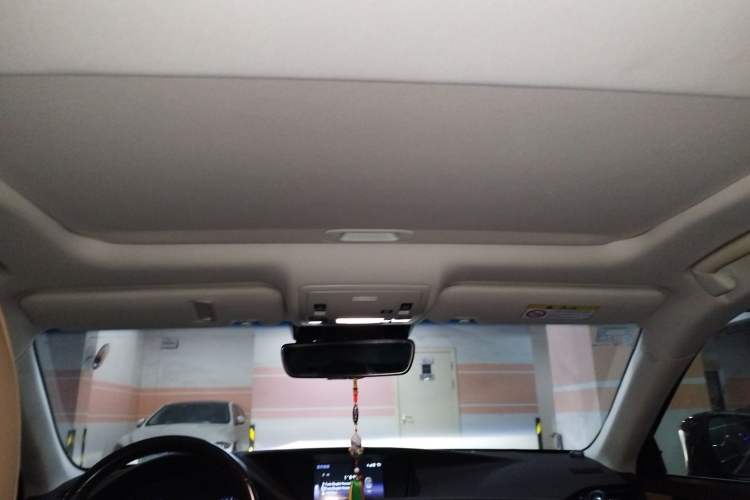 Used Lexus ES 2017 300h Mark Levinson Comfort Edition Headliner