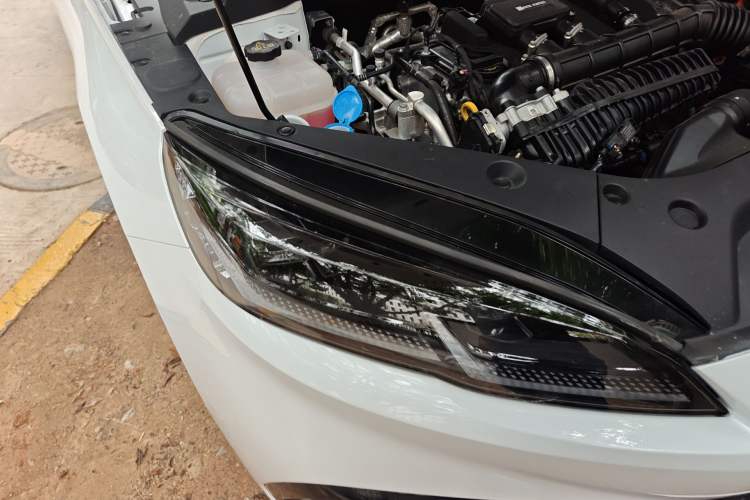 Used BYD Seal 06 New Energy 2024 DM-i 120KM Prestige Model Right Front Headlight