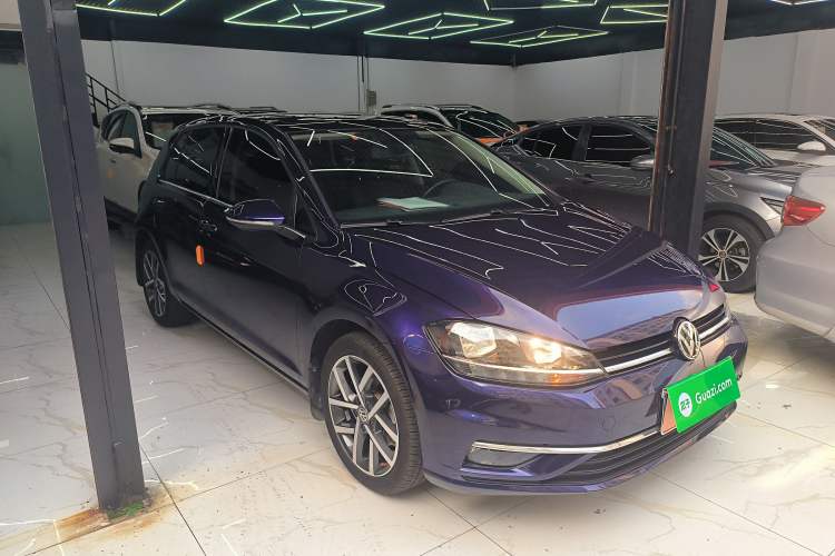 Used Volkswagen Golf 2020 Zhiai Edition 280TSI DSG Comfort Model Front Right 45 Deg