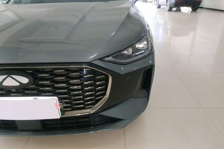 Used Chery Fengyun A8L 2025 1.5 TGDI 145 km Luxury Version