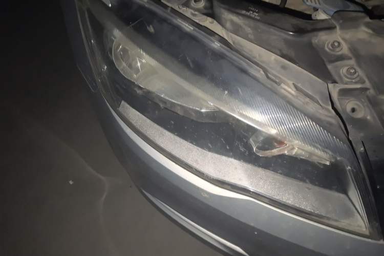 Used Volkswagen Jetta 2013 1.6L Automatic Fashion Model Right Front Headlight