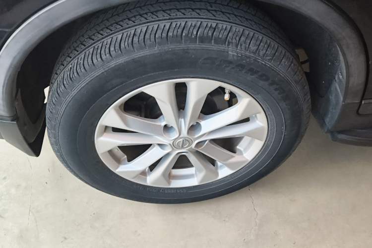 Used Nissan X-Trail 2014 2.0L CVT Comfort Edition 2WD Right Rear Wheel Hub