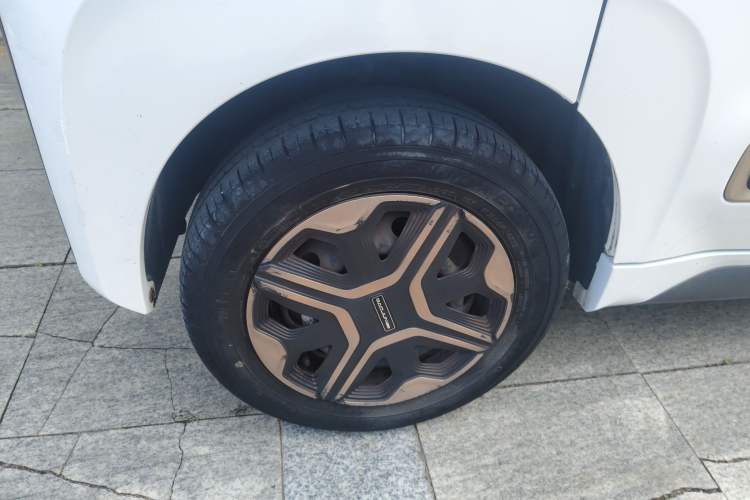 Used Baojun E200 2018 Intelligent Driving Edition Exterior 5