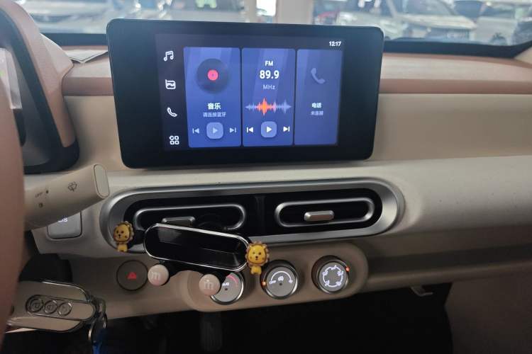 Used Wuling Hongguang MINIEV 2024 3rd Generation 215km Advanced Version Audio And AC Panel