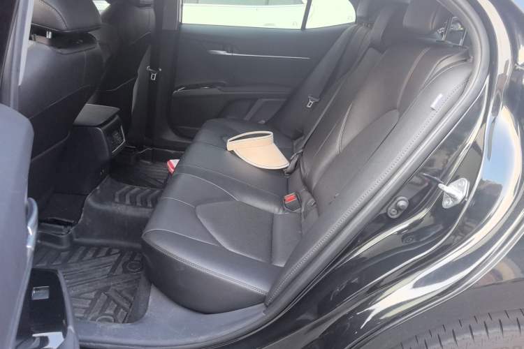 Used Toyota Camry 2021 2.5G Luxury Edition
