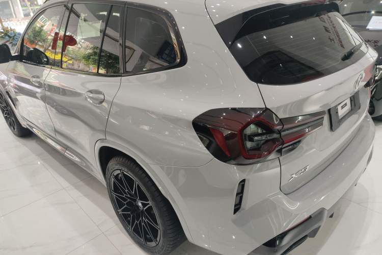 Used BMW X3 2023 Restyled xDrive30i Leading Edition M Night Sky Package
