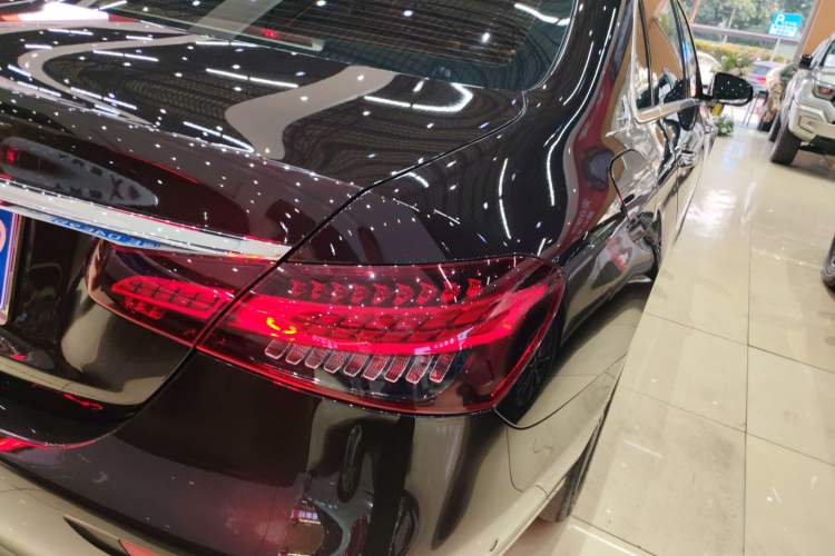 Used Mercedes-Benz E-Class 2021 Facelift E 260 L