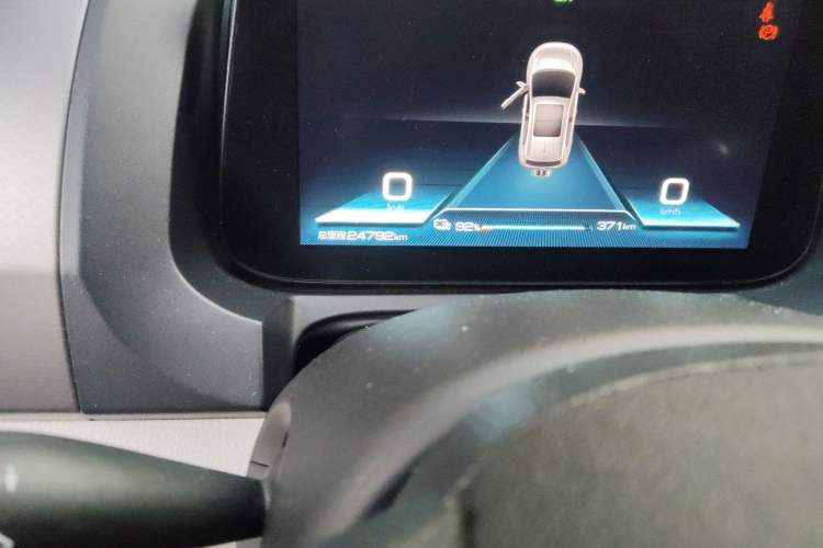 Used BYD Yuan Pro 2021 401 km Deluxe Version Odometer Close Up