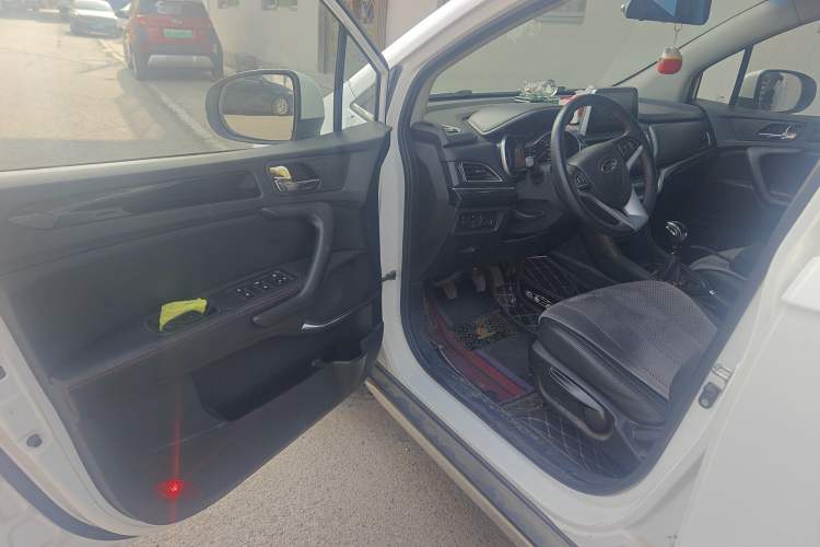 Used JAC Group Refine S3 2017 1.6L Manual Luxury Smart Model Driver Seat