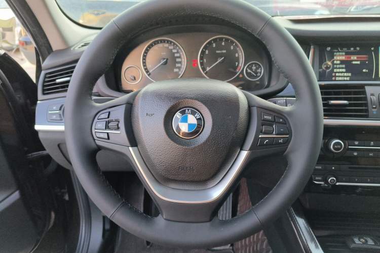 Used BMW X3 2014 xDrive28i Leading Model