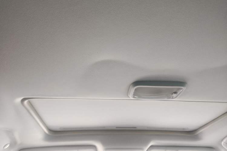 Used Foton Savana 2017 2.0T Automatic All-Wheel Drive Gasoline Flagship 7-Seater Headliner