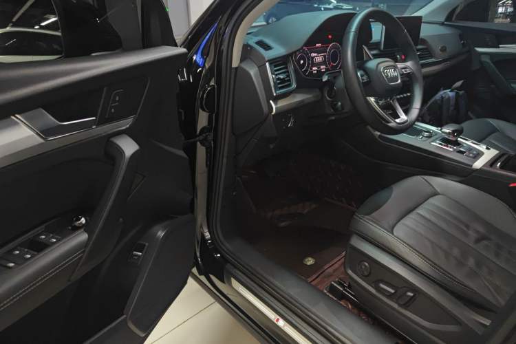 Used Audi Q5L 2020 Updated 40 TFSI Prestige Fashion Edition