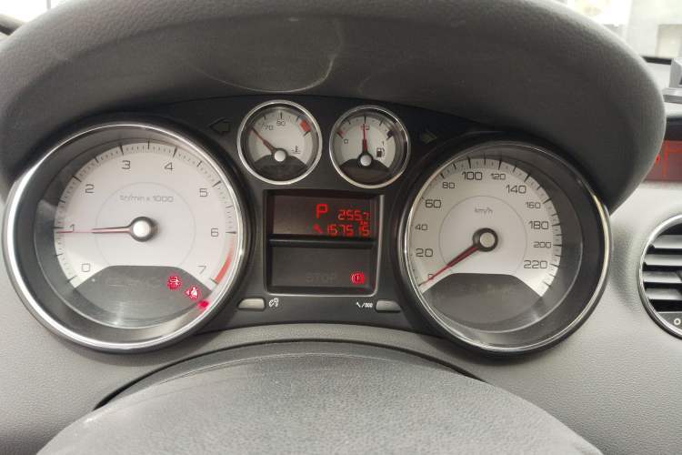 Used Peugeot 408 2013 2.0L Automatic Comfort Edition
