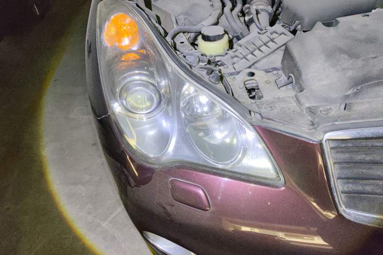 Used Infiniti QX50 2013 2.5L Two-Wheel-Drive Elegant Edition Right Front Headlight