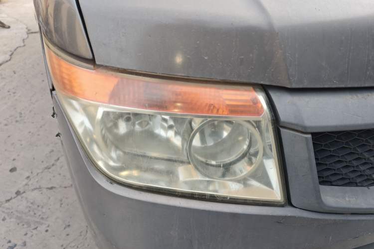 Used BAIC Weiwang 205 2013 1.0L Joy version Right Front Headlight