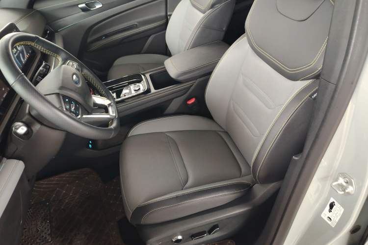 Used Ford Equator Sport New Energy 2025 Luxury Plus Version