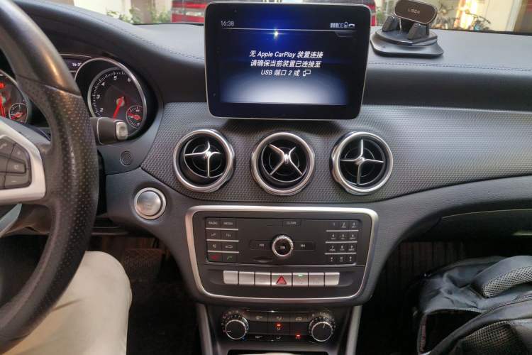 Used Mercedes-Benz GLA 2019 GLA 200 Fashion Model Audio And AC Panel