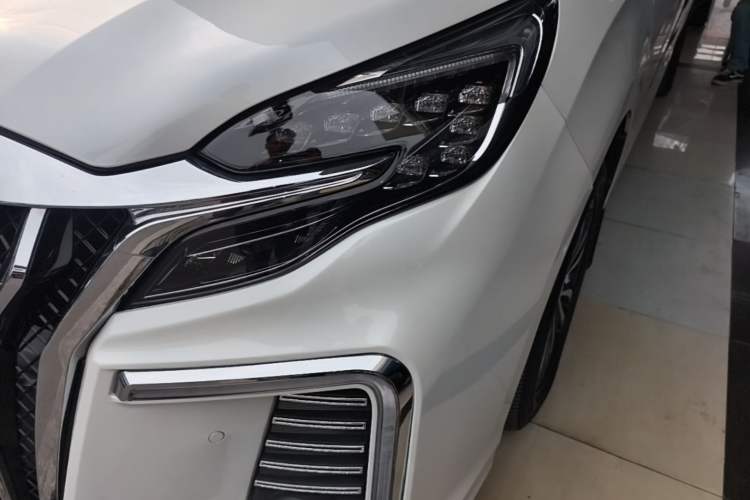 Used Buick GL8 2020 ES Land Cruiser 653T Luxury Edition
