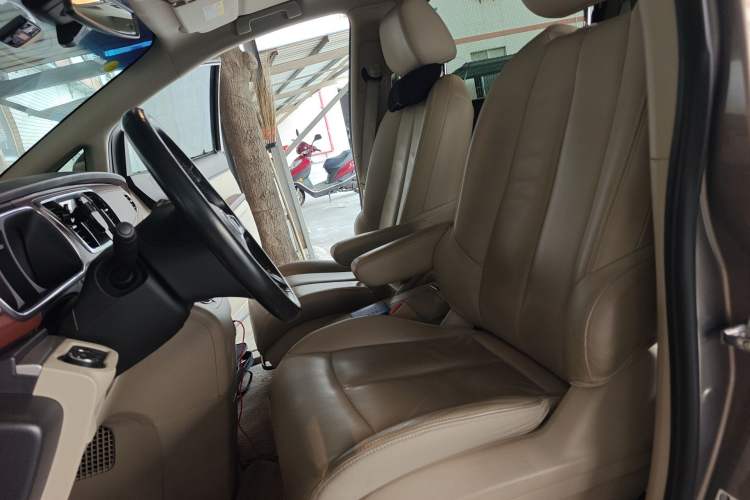 Used Buick GL8 2018 28T Luxury Model China VI Standard Left Front Seat