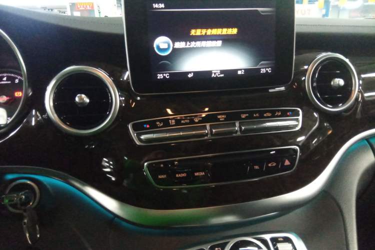 Used Mercedes-Benz V-Class 2018 V 260 Prestige Edition China VI