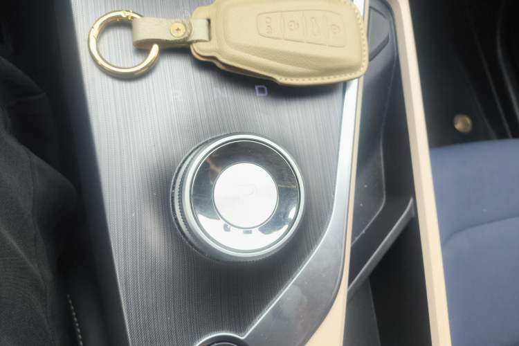 Used Geometry A 2021 Pro Enjoy High-Dimensional Range Edition 430 km A430 Cubic Version Gear Lever