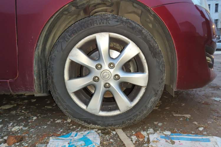 Used Nissan Tiida 2011 1.6L CVT Smart Version
