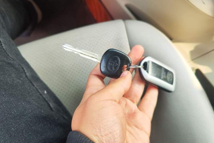 Used Toyota Verso 2014 Starlight 180E CVT Elite Edition
