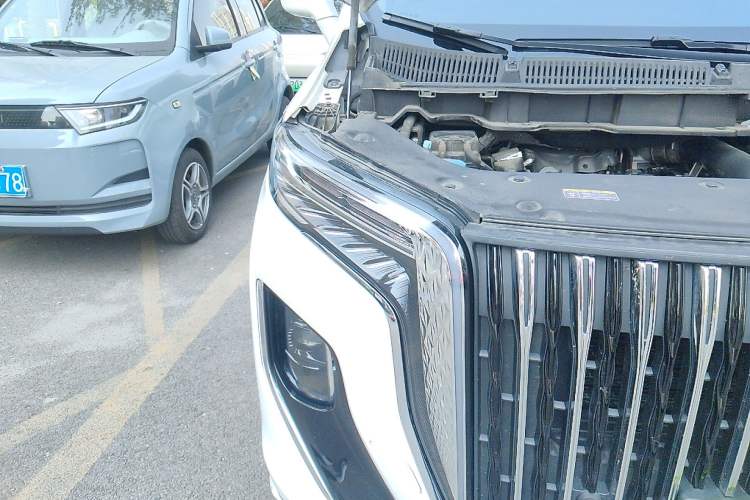 Used Hongqi HQ9 2023 2.0T Smart Connect Flagship Edition Right Front Headlight