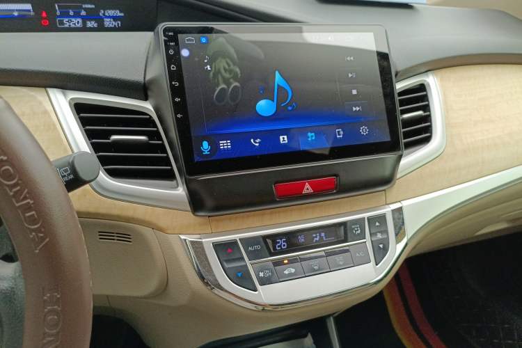 Used Honda Jade 2014 1.8L Automatic Comfort Elite Version 5 Seats
