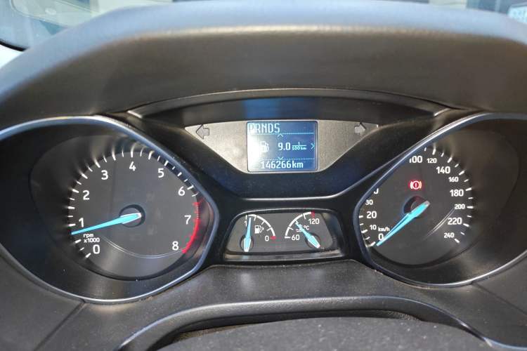 Used Ford Focus 2018 Sedan Classic 1.6L Automatic Trendy SmartDrive Edition Odometer Close Up