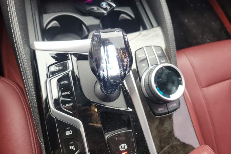 Used BMW 5 Series New Energy 2021 535Le Pioneer Edition M Sport Package
