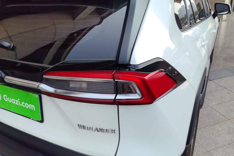 Used Toyota Wildlander 2024 2.0L CVT Two-Wheel Drive Leading Edition