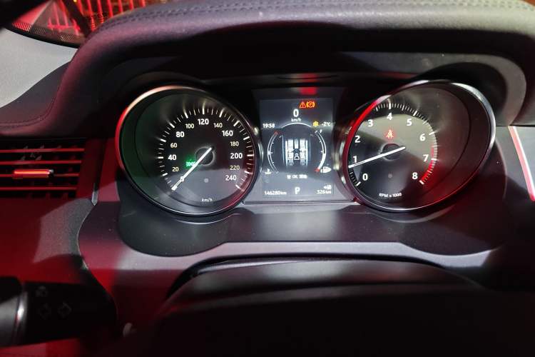 Used Land Rover Range Rover Evoque 2017 2.0T PURE Style Edition
