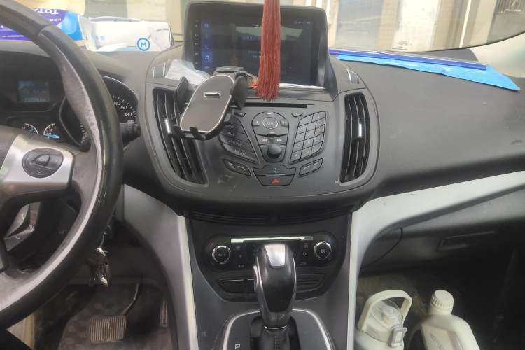 Used Ford Kuga 2013 1.6L GTDi Two-Wheel-Drive Trend Model
