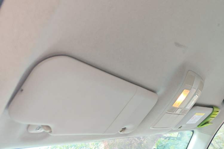 Used Mazda 3 Axela 2014 Sedan 1.5L Automatic Comfort Model