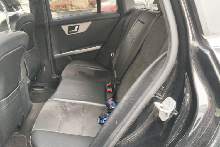 Used Mercedes-Benz GLK-Class 2015 GLK 260 4MATIC Dynamic Edition Ultimate Version Left Rear Seat