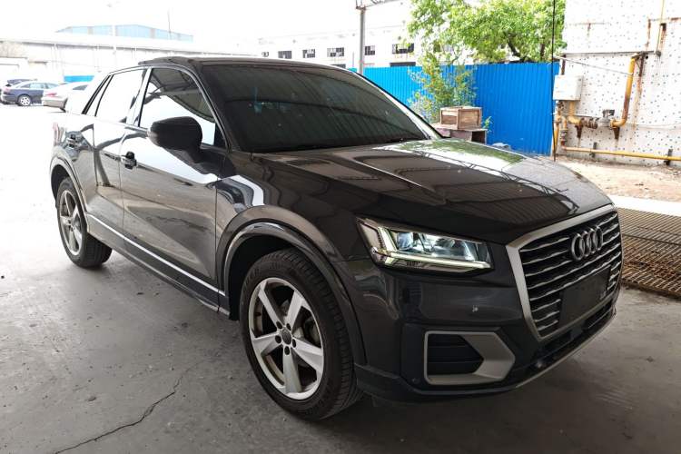 Used Audi Q2L 2021 35 TFSI Fashionable and Elegant Model Front Right 45 Deg