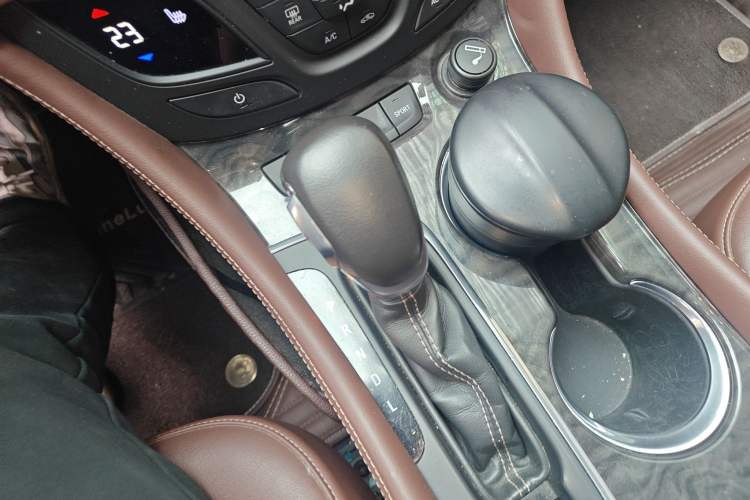 Used Buick Envision 2016 28T Four-Wheel Drive Elite Version
