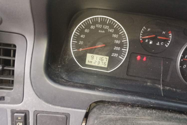 Used Jinbei Grace 2016 2.0L Express Utility Model
