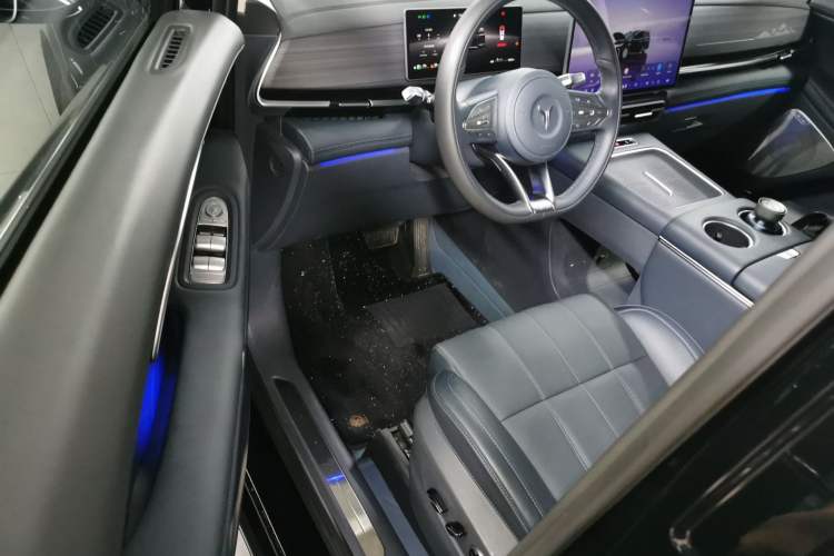 Used VOYAH Dream 2026 Model PHEV Qiankun Pro