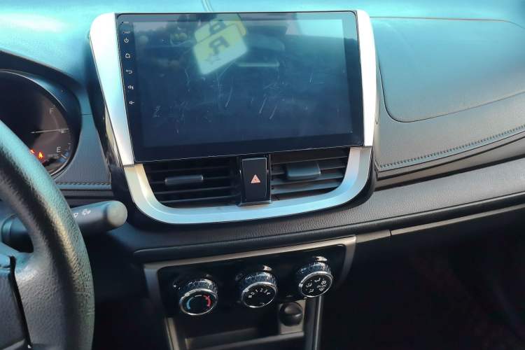 Used Toyota YARiS L Zhi Xiang 2017 1.5E CVT Dynamic Edition Audio And AC Panel