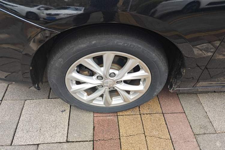 Used Roewe i5 2019 1.5L Automatic 4G Connected Langyue Edition
