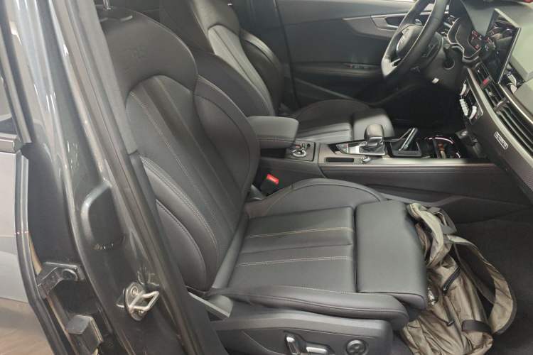 Used Audi A4L 2024 40 TFSI quattro RS Performance Package
