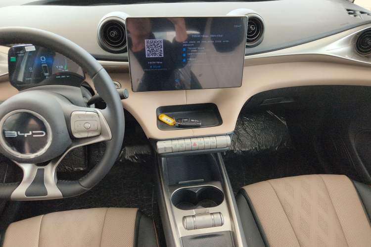 Used BYD Dolphin 2023 420 km Fashion Edition