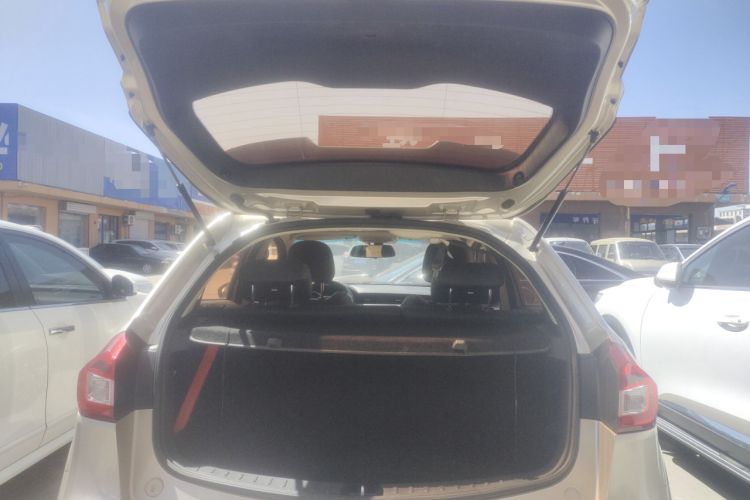 Used Geely Auto Vision X3 2017 1.5L Manual Luxury Model Trunk