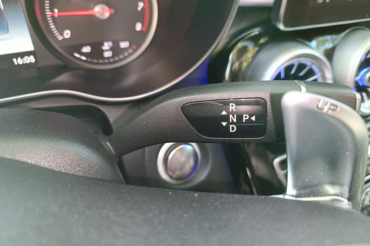 Used Mercedes-Benz C-Class 2015 C 260 L Gear Lever