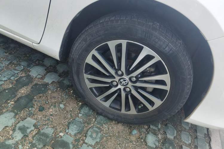 Used Toyota YARiS L Zhi Xiang 2017 1.5E CVT Dynamic Edition