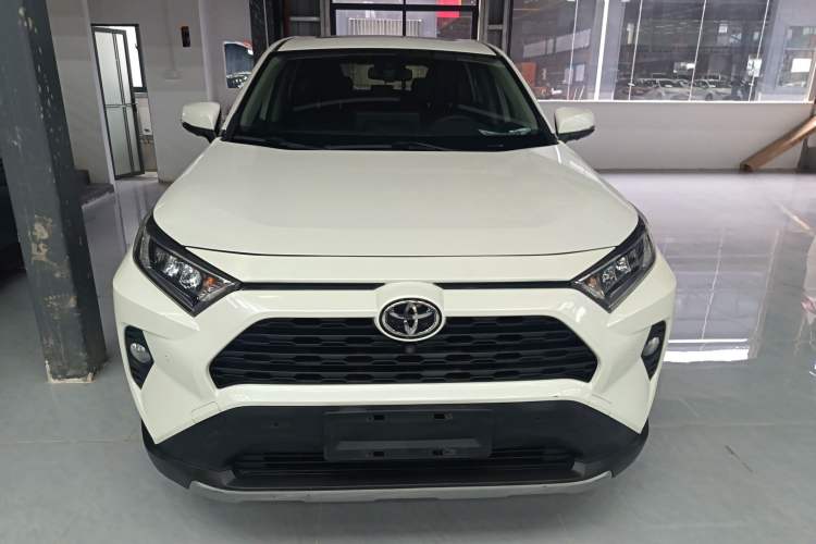 Used Toyota RAV4 2020 2.0L CVT Two-Wheel Drive Fashion Edition
