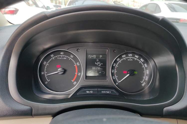 Used Skoda Fabia 2014 1.6L Scout