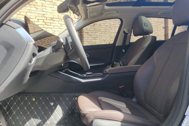 Used BMW 3 Series 2023 325Li M Sport Package
